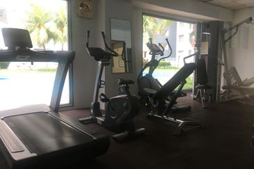 Vista Pinggiran, Taman Pinggiran Putra