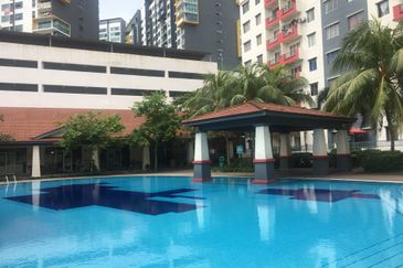 Vista Pinggiran, Taman Pinggiran Putra