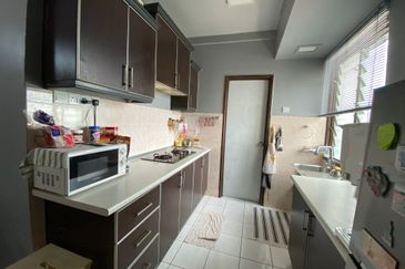 Vista Pinggiran, Taman Pinggiran Putra