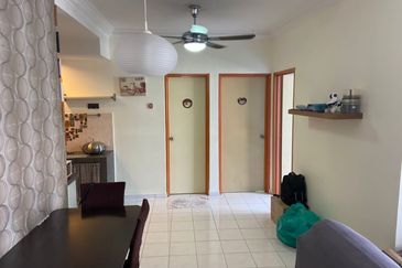 Vista Pinggiran, Taman Pinggiran Putra