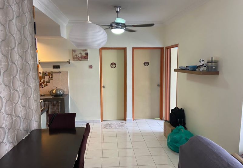 Vista Pinggiran, Taman Pinggiran Putra