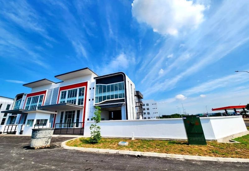 Suria Industrial Park (SIP)