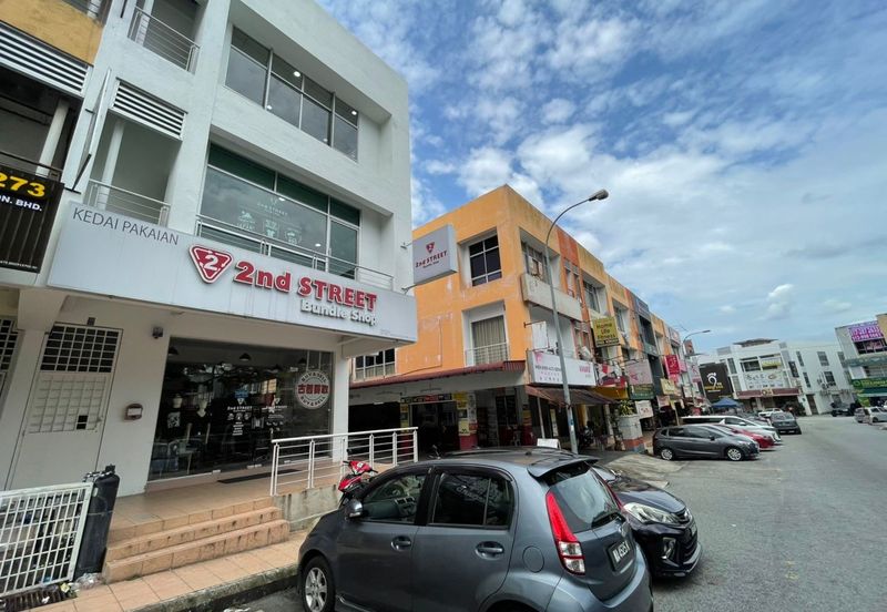 Bandar Mahkota Cheras