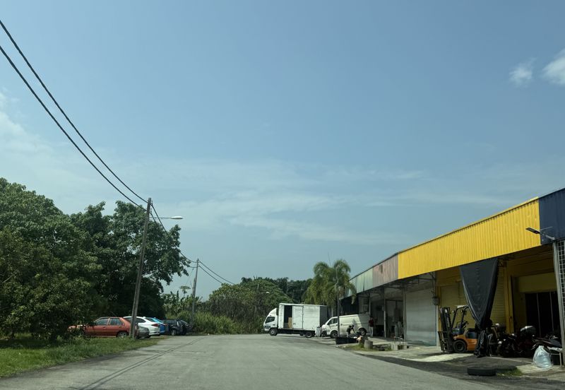 Taman bangi jaya Semenyih single storey corner warehouse 