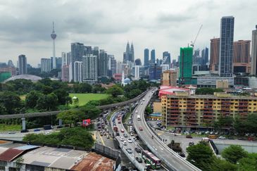 Commercial Semi D Looking for F&B Business 