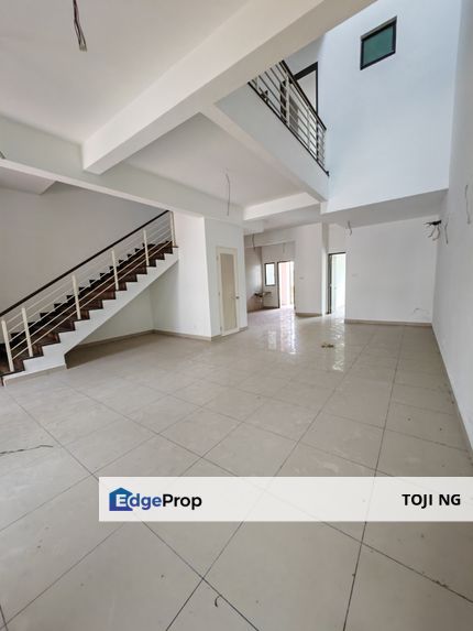 Bare Unit, Semi D Size, Selangor, Puchong