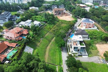 SL 6, Bandar Sungai Long