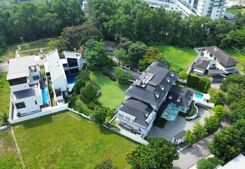 SL 6, Bandar Sungai Long