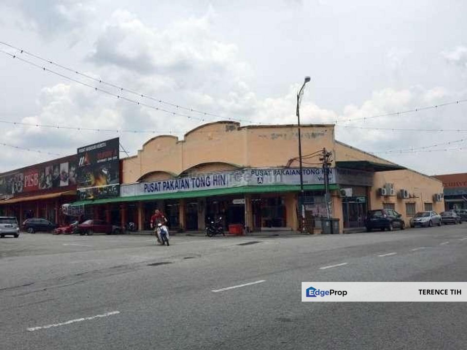 Nilai 3, Nilai Textile Walk, ROI 5.6% for Sale @RM850,000 By 