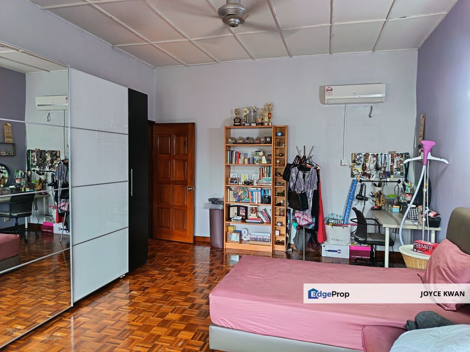 ROOMS TO-LET - 1 BIG ROOM! FACING FIELD!, Selangor, Petaling Jaya