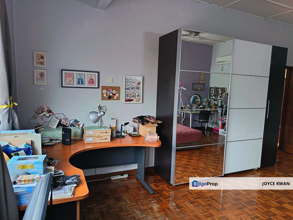 ROOMS TO-LET - 1 BIG ROOM! FACING FIELD!, Selangor, Petaling Jaya