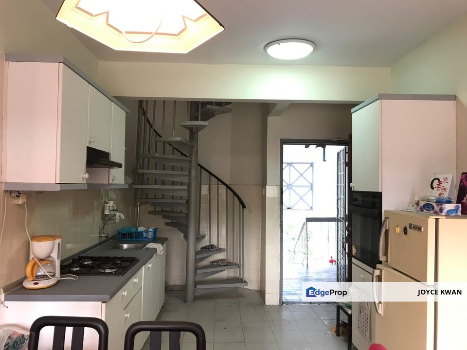 FACING GOLF COURSE! HIGH FLOOR WITH SPIRAL STAIRCASE!, Pahang, Bentong