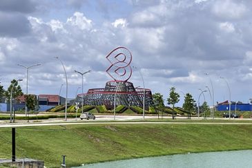 Elmina Business Park