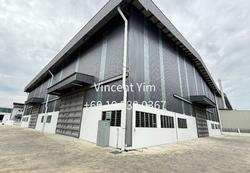 West Meru Industrial Park Semi-Detached Factory For Rent