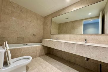 K Residence @ KLCC – Fully Refurbished Luxury Unit