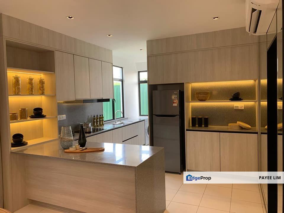 Special Early Bird Rebate ! Come With Furnish!, Selangor, Subang