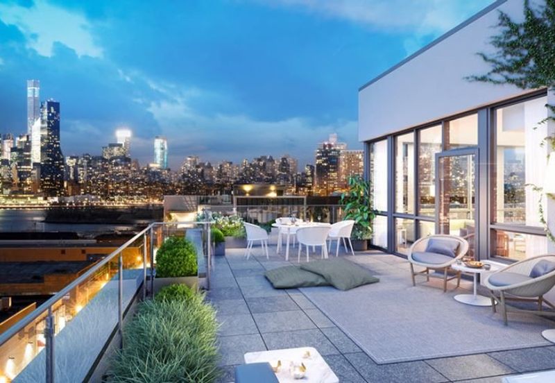 [ Semi-D Condo with 3R3B ][ 10km to City Centre ]