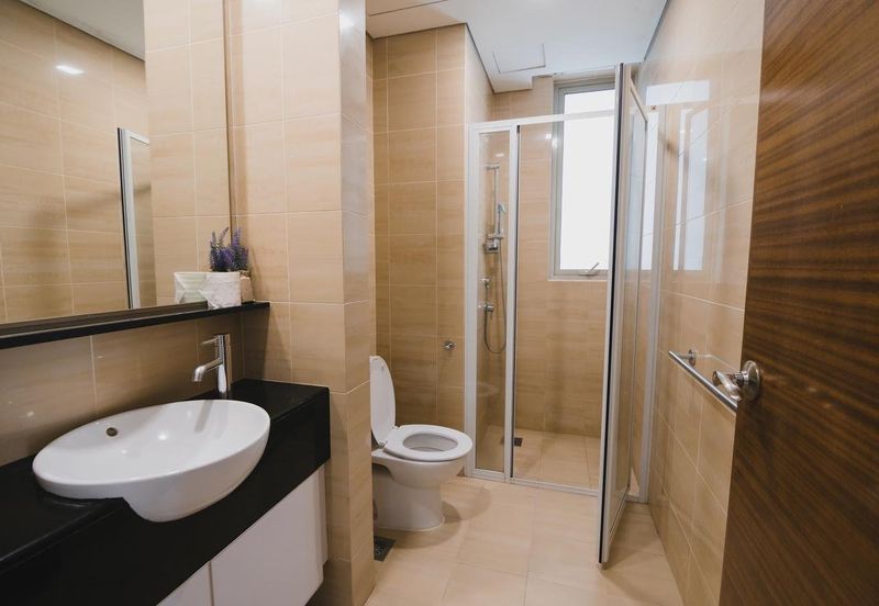 BEST AIRBNB RM 260K Next to Mall + Theme Park 