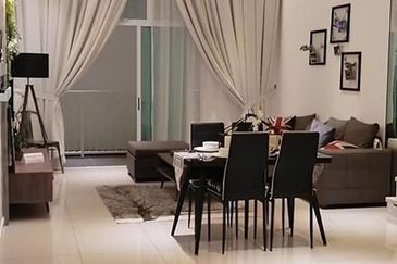 High-end Condo with Below Market Price [ Ampang ] 
