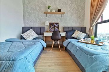 RENTAL COVER INSTALLMENT FREEHOLD CONDO RM350K++