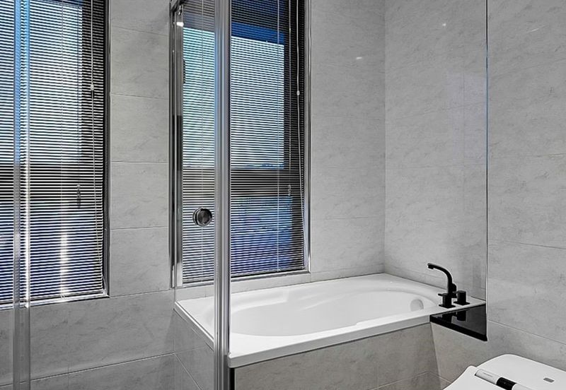 [ BELOW MARKET PRICE ] Freehold Condo  