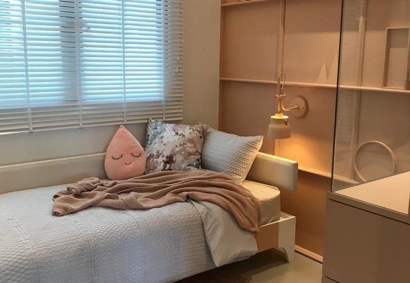 Luxury Sky SEMI -D Condo 