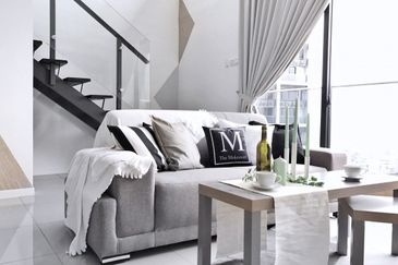 Largest Unit,Good Access,Green Environment