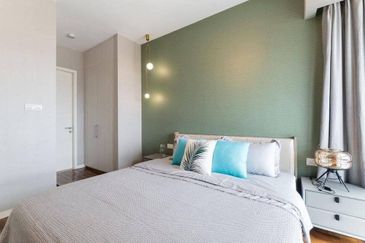 KL High-end Condo with Below Market Price