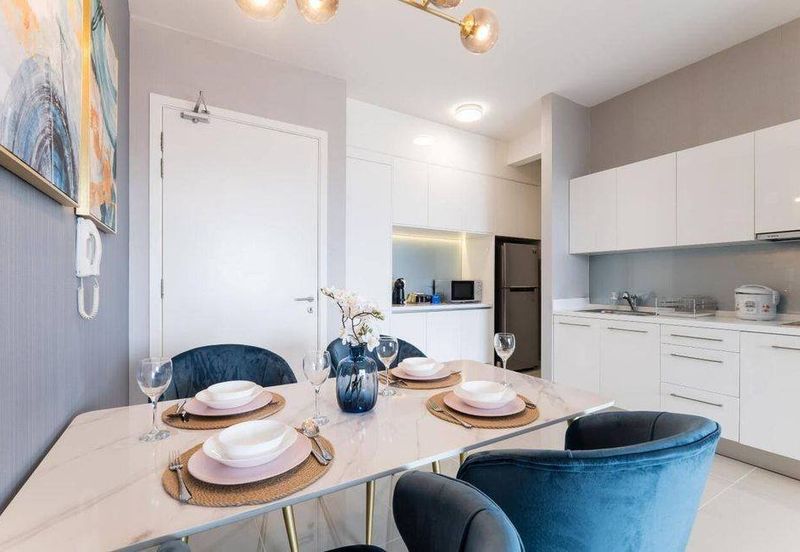 KL High-end Condo with Below Market Price