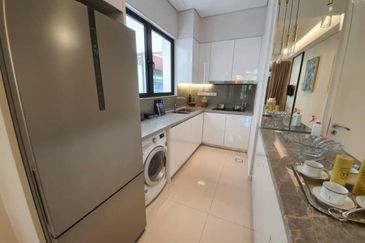 Damansara height FREEHOLD Condo UP TO 2009sqft