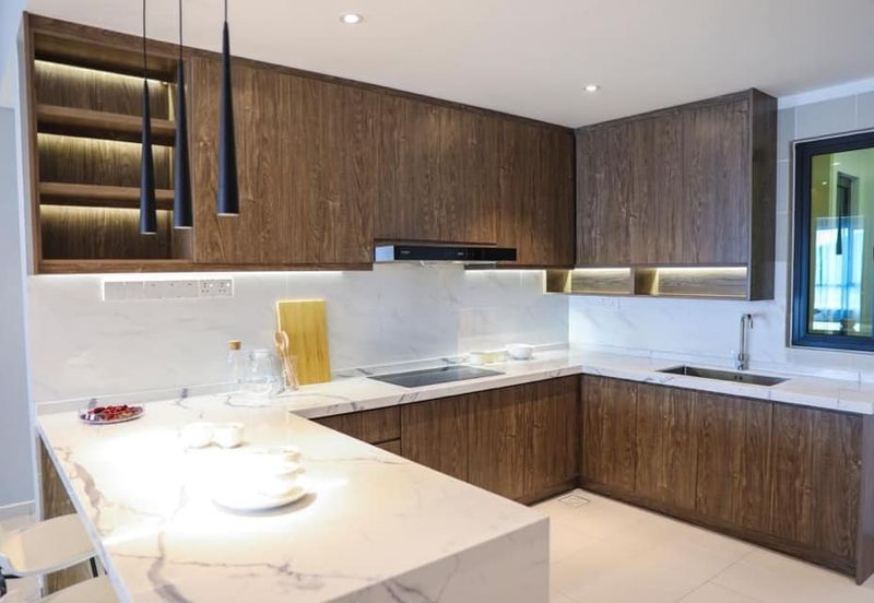 Largest Unit,Good Access,Green Environment