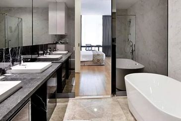 [ 150M to LRT ] 3.8km to KLCC , Hotel Concept