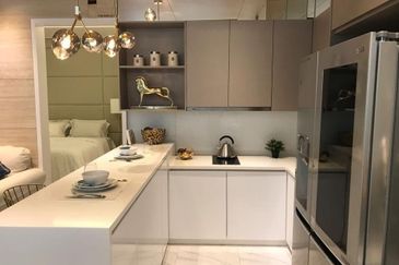 [ Cheras 5min to MRT Project ] FREEHOLD 3R2B 