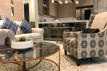 [ Cheras 5min to MRT Project ] FREEHOLD 3R2B 