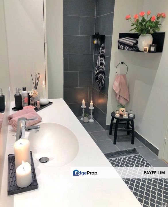 [ Beside LRT ] 4 Station KLCC Ampang Suite RM220K, Kuala Lumpur, KLCC