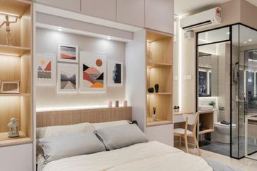 1min walk to LRT 3.5mins to KLCC. Airbnb