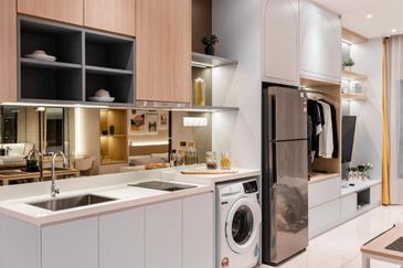 1min walk to LRT 3.5mins to KLCC. Airbnb