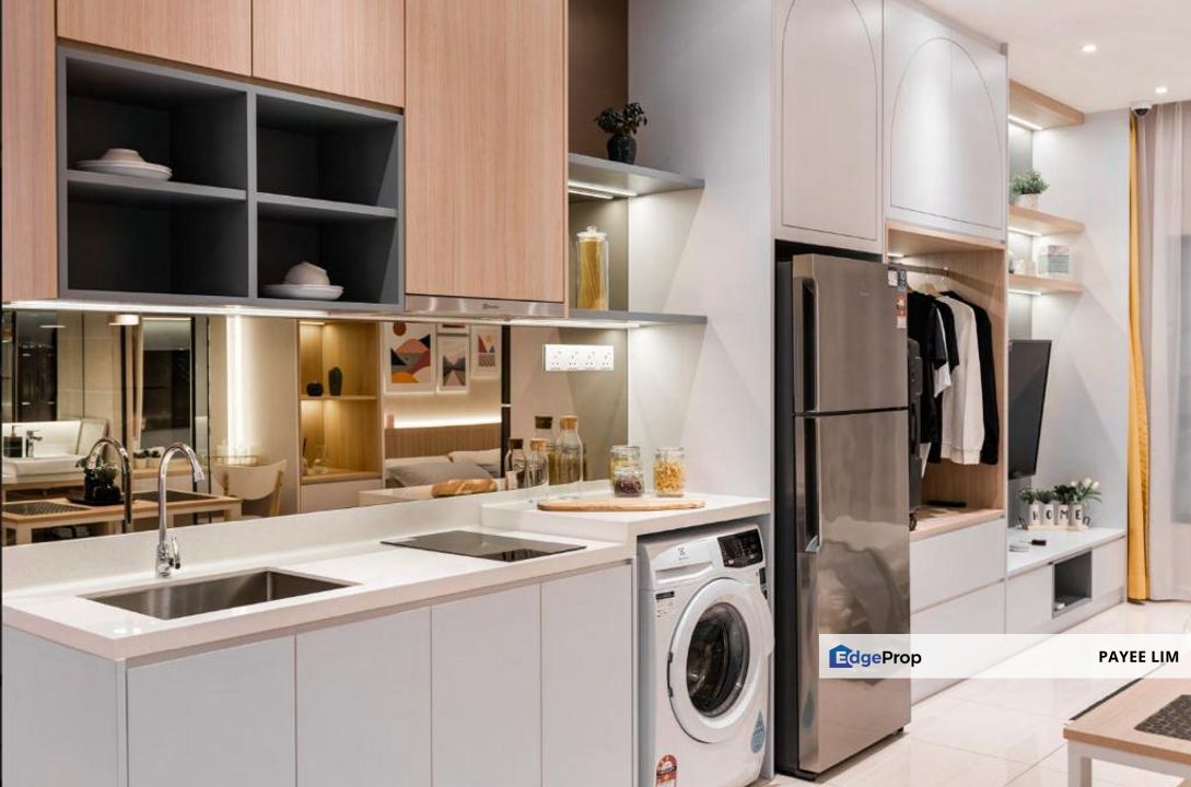 1min walk to LRT 3.5mins to KLCC. Airbnb, Kuala Lumpur, Bukit Bintang