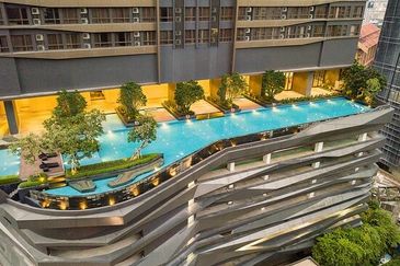 Freehold Fully Furnished Next to LRT @ PJ 