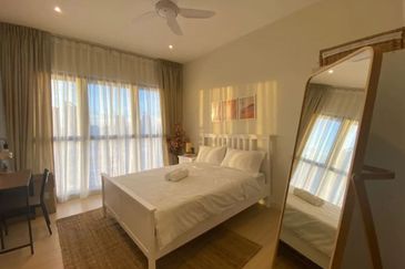 199unit Smart Home Condo with furnished 