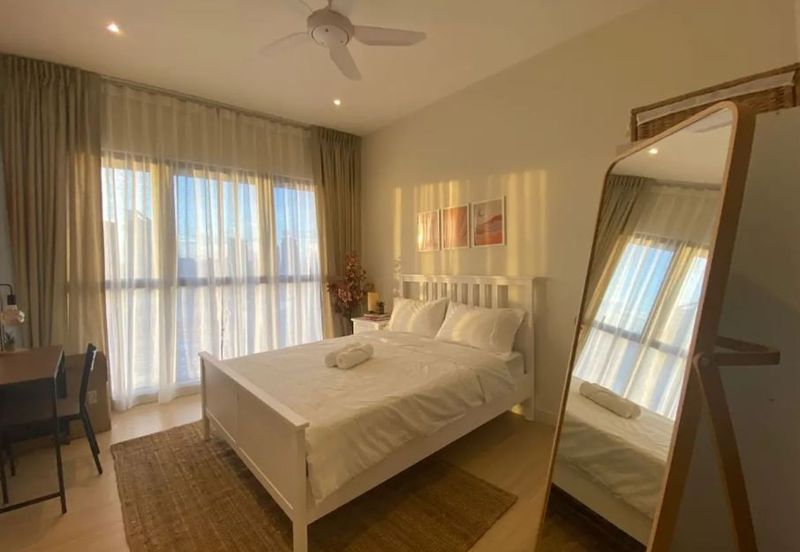 199unit Smart Home Condo with furnished 