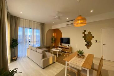 199unit Smart Home Condo with furnished 