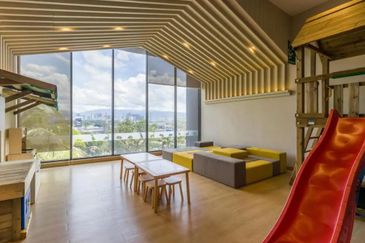 199unit Smart Home Condo with furnished 