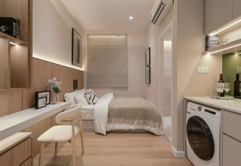 FULLY FURNISHED LOWDENSITY IN MIDVALLEY 