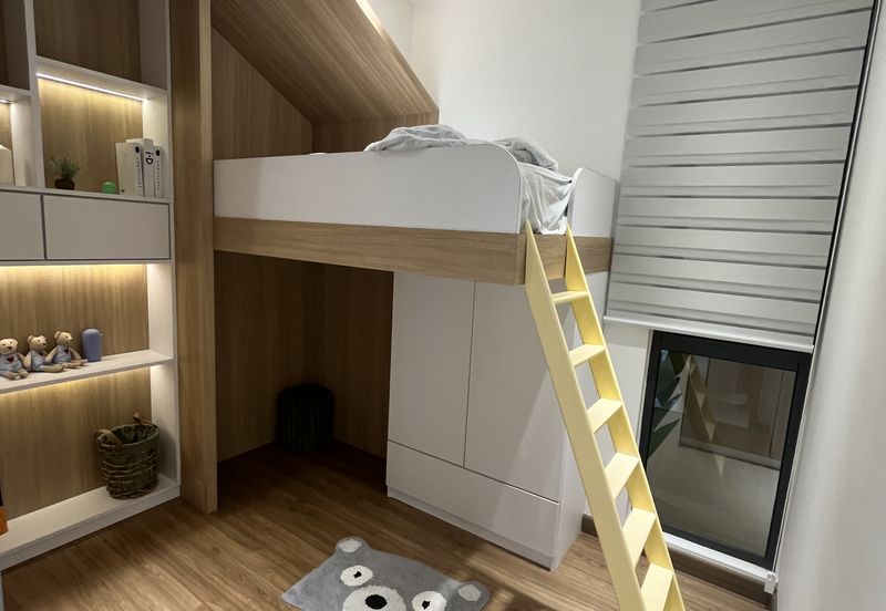 D Ivo @ Old Klang Road