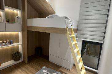 D Ivo @ Old Klang Road