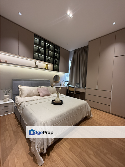 Connaught 150m Near MRT , LRT Free furnished , Kuala Lumpur, Cheras