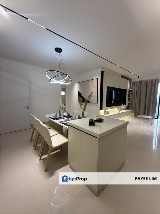 Bukit jalil next to Pavillion 2 Residential Condo Near LRT Free furnished , Kuala Lumpur, Bukit Jalil
