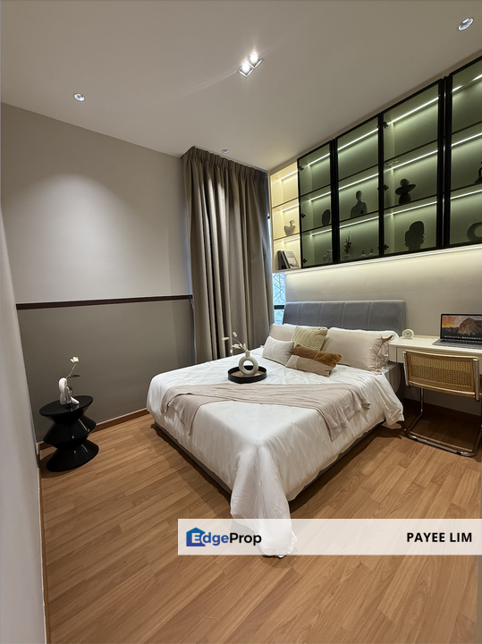 Bukit jalil next to Pavillion 2 Residential Condo Near LRT Free furnished , Kuala Lumpur, Bukit Jalil