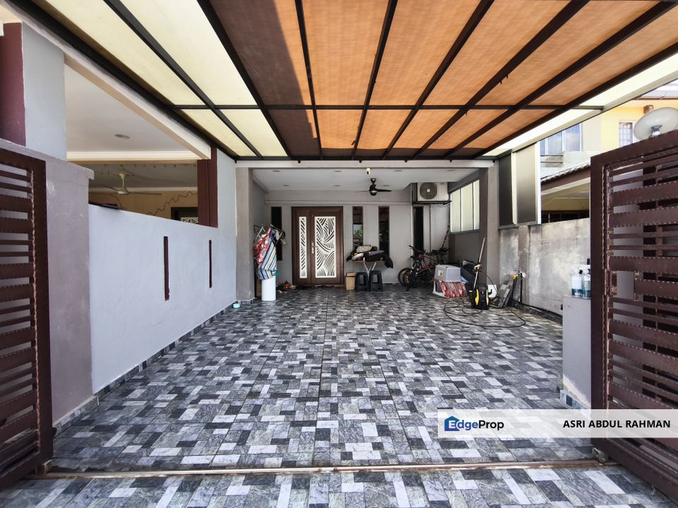 Taman Puchong Utama 2 Storey Extended Terace House, Selangor, Puchong